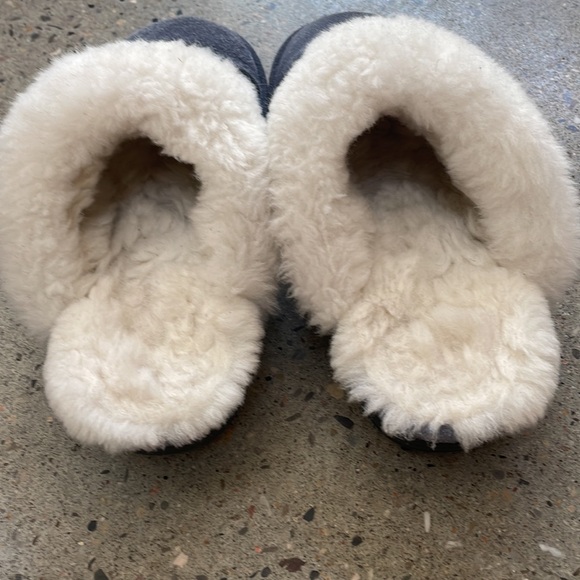 Nuknuuk Blue and White Joy Women’s Slippers - Picture 2 of 4